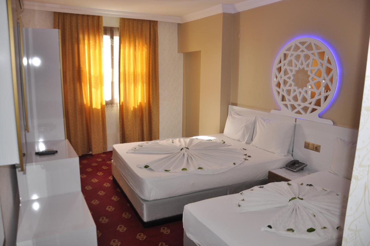 Ugur Otel Mersin  Buitenkant foto