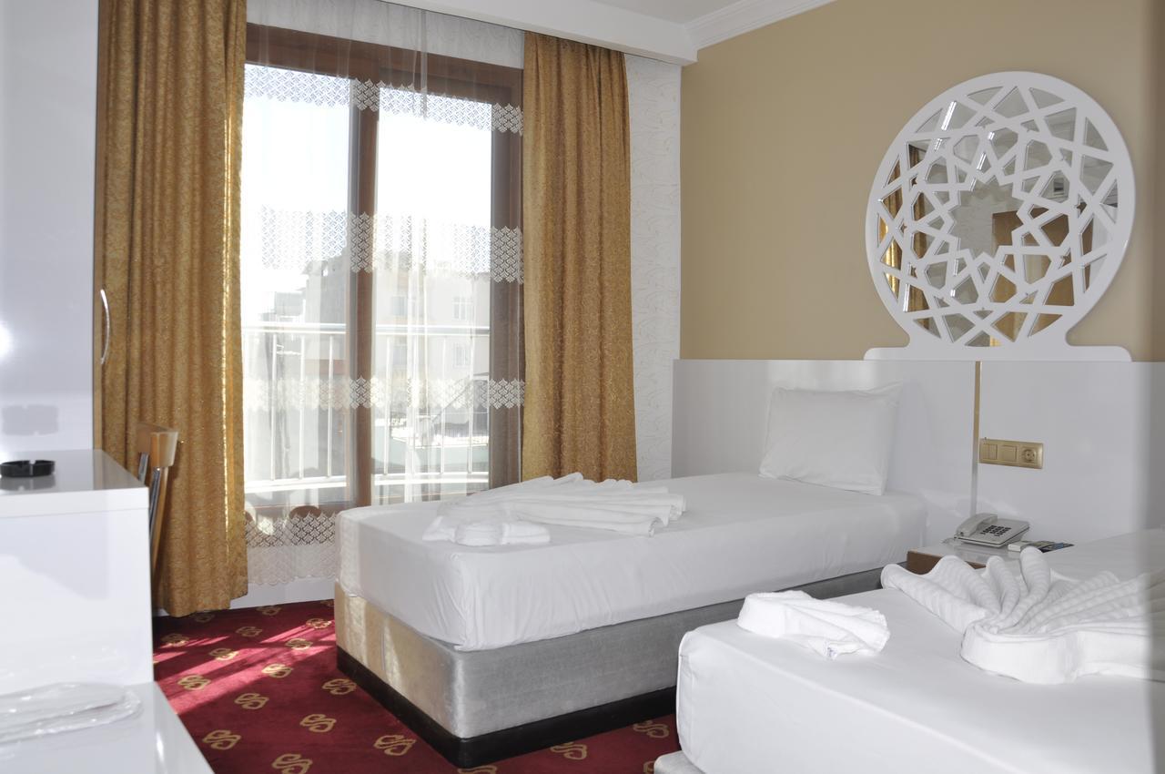 Ugur Otel Mersin  Buitenkant foto