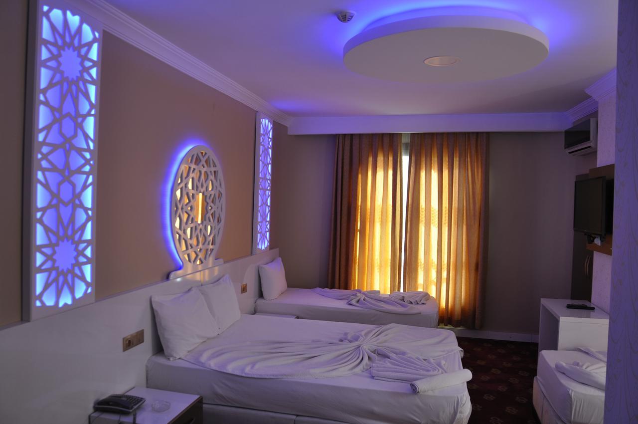Ugur Otel Mersin  Buitenkant foto