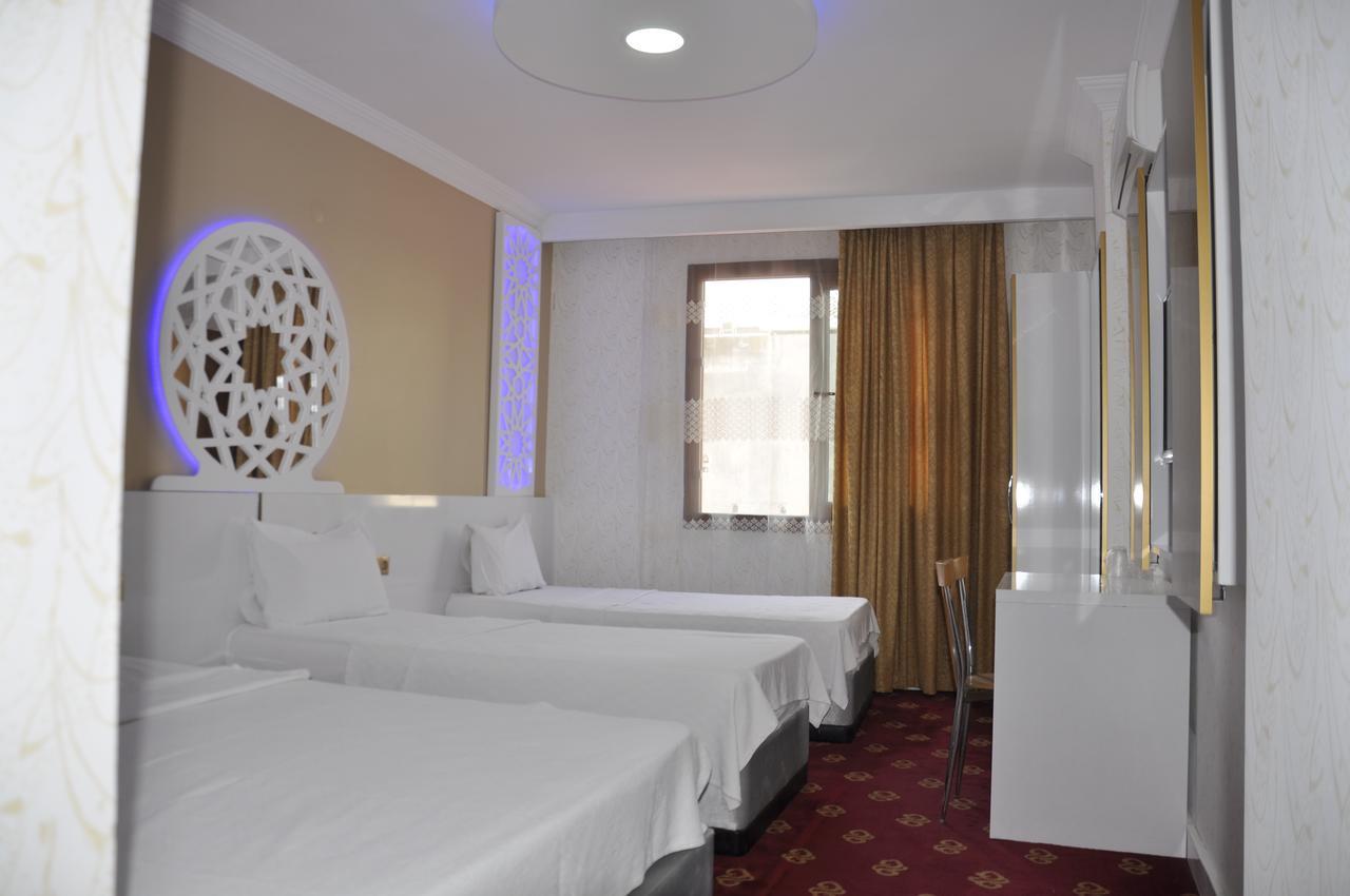 Ugur Otel Mersin  Buitenkant foto