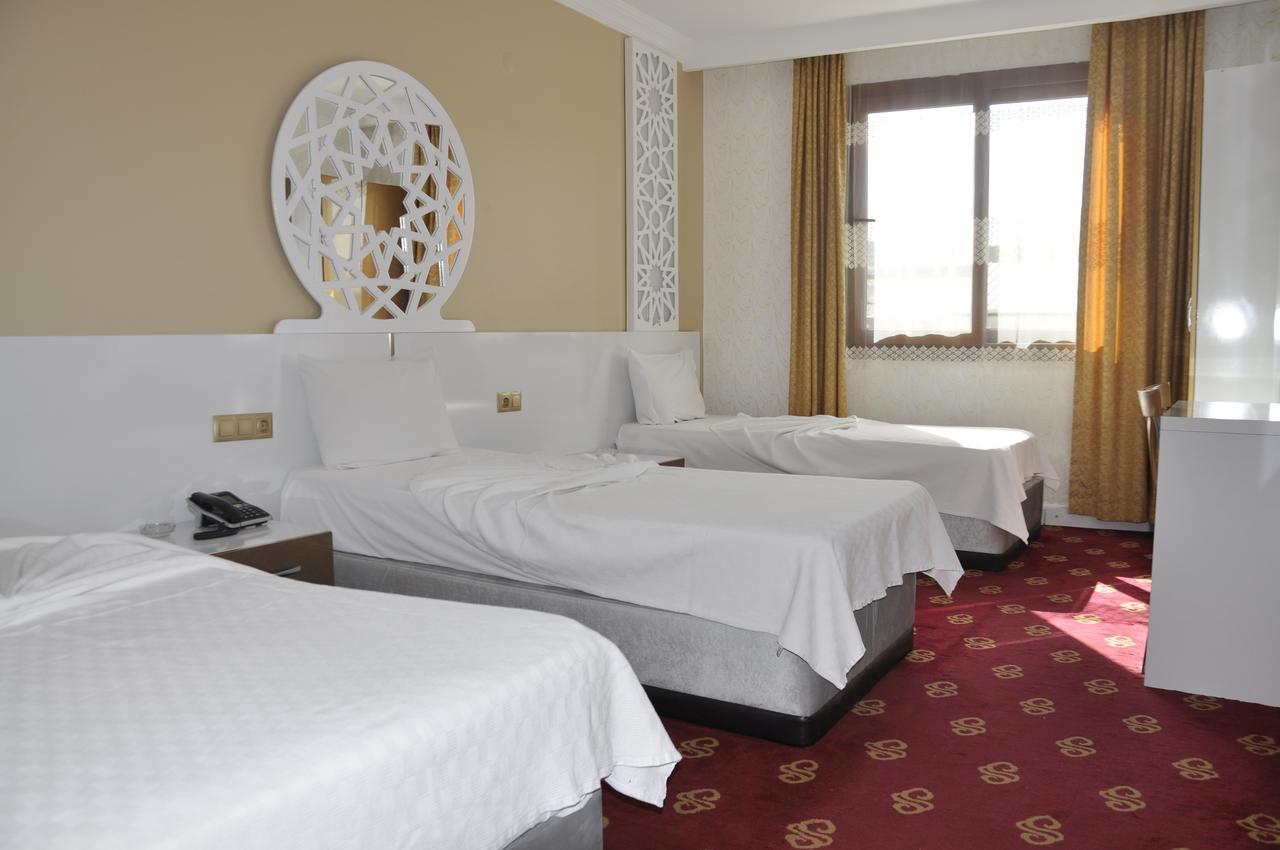 Ugur Otel Mersin  Buitenkant foto