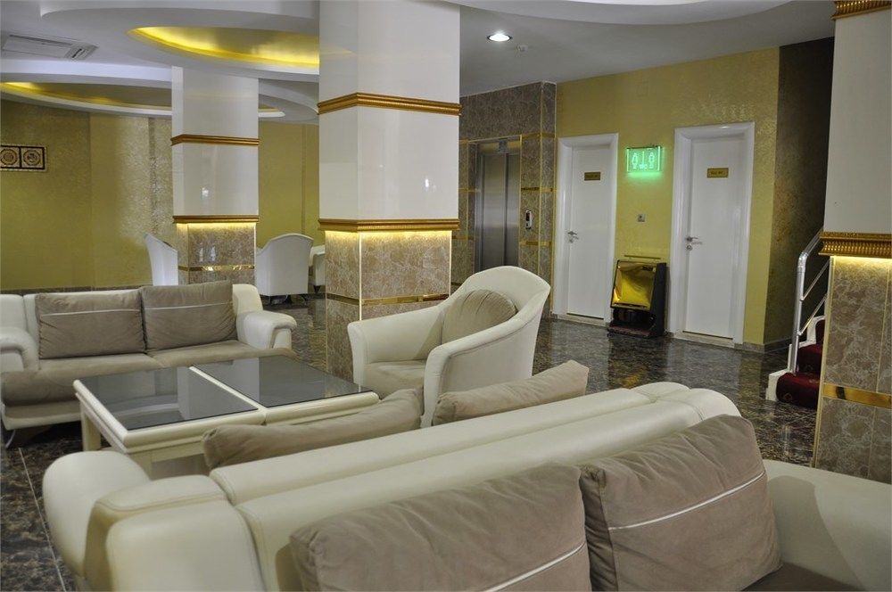 Ugur Otel Mersin  Buitenkant foto